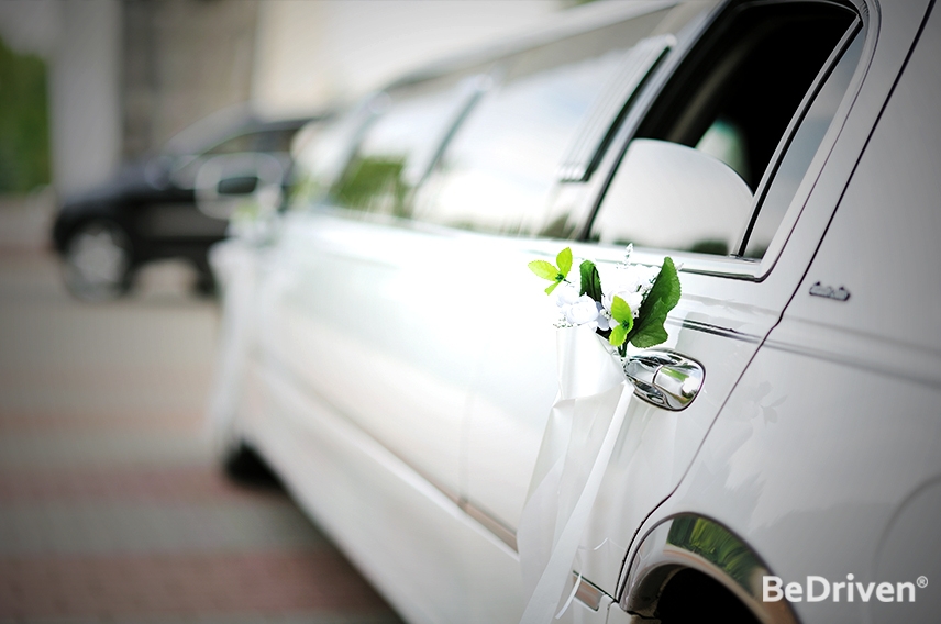 Reasons to Hire a Transportation Service for your Wedding Day